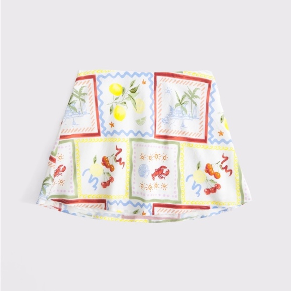 A&F Sienna Mini Skort Tile Print Originally $60 Women’s Pre-Owned